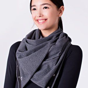 Ivivva lululemon kids Village Chill Scarf Grey Black